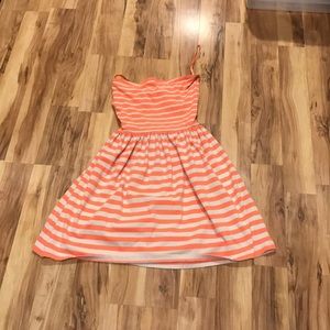 White/orange stripped strapless dress (L)